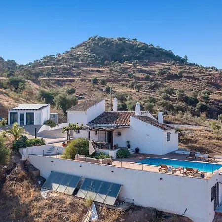 Indulgence Villa *